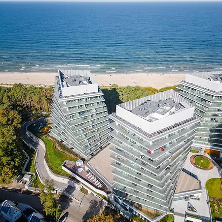 Royal Waves Resort & Spa - Apartment With Parking By Noclegi Renters Мендзиздроє Екстер'єр фото