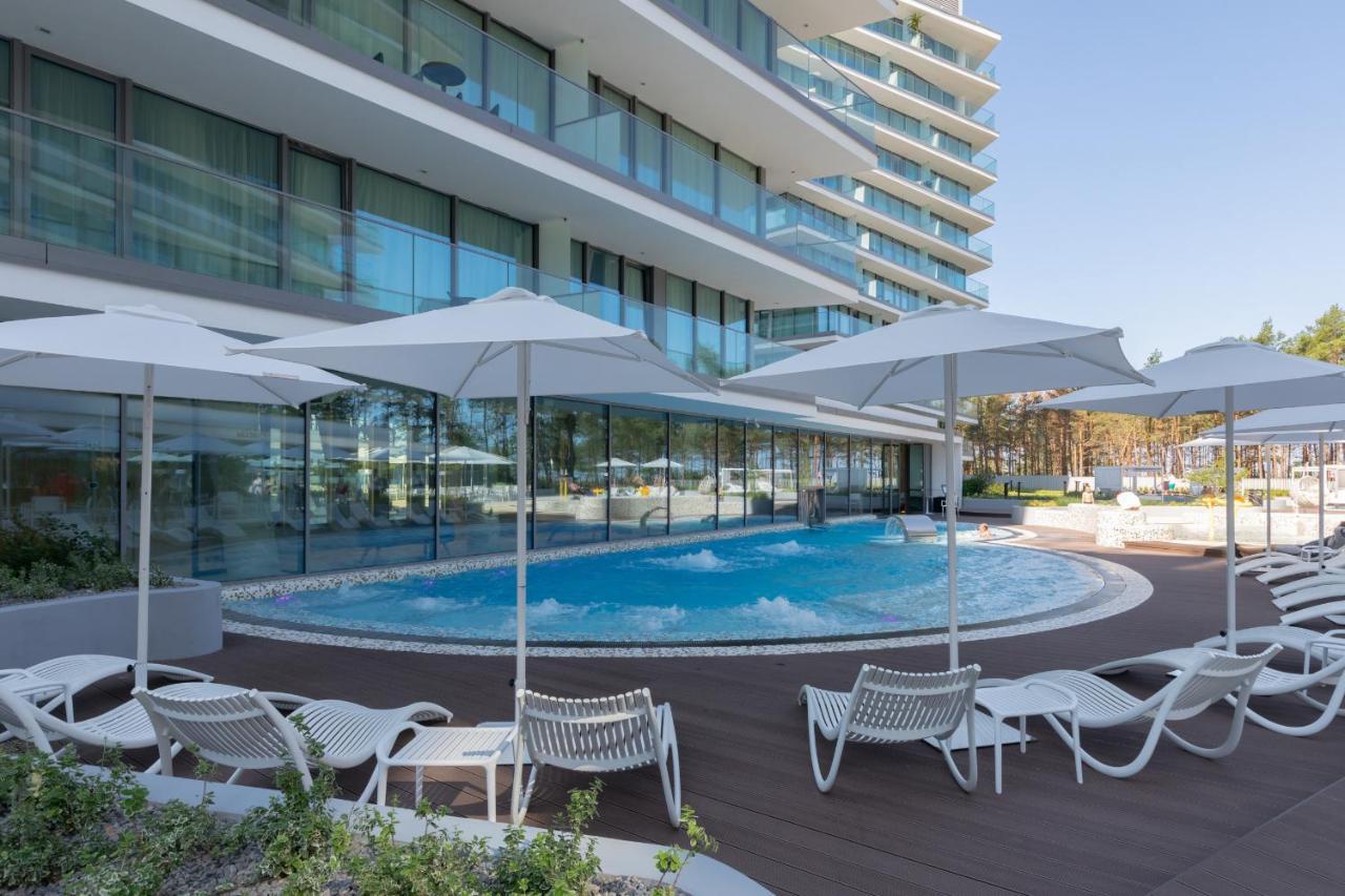 Royal Waves Resort & Spa - Apartment With Parking By Noclegi Renters Мендзиздроє Екстер'єр фото