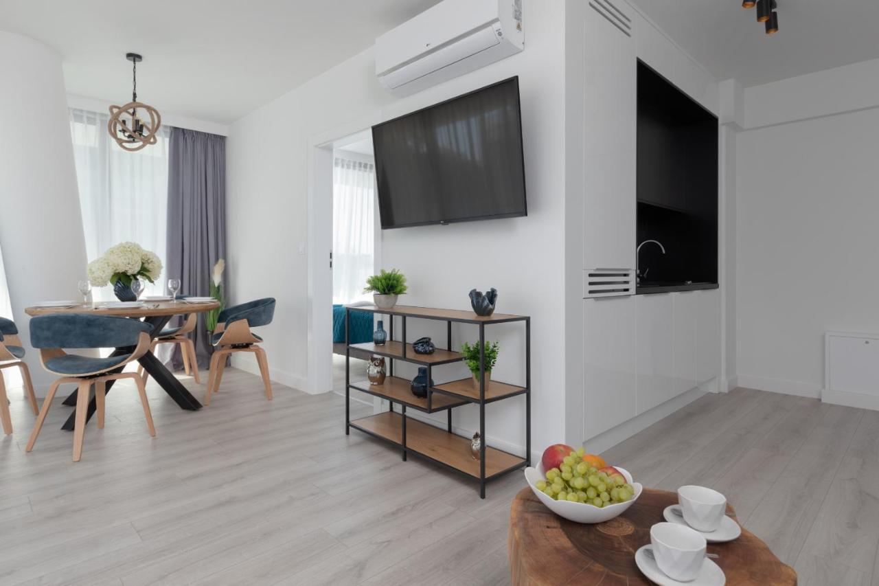 Royal Waves Resort & Spa - Apartment With Parking By Noclegi Renters Мендзиздроє Екстер'єр фото